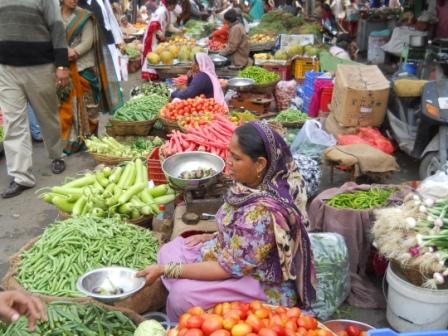 Colurful market in Udaipur