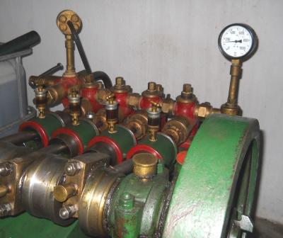 Pressing equipment.