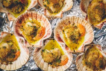 Woodfired Scallops with Garlic and Parsley